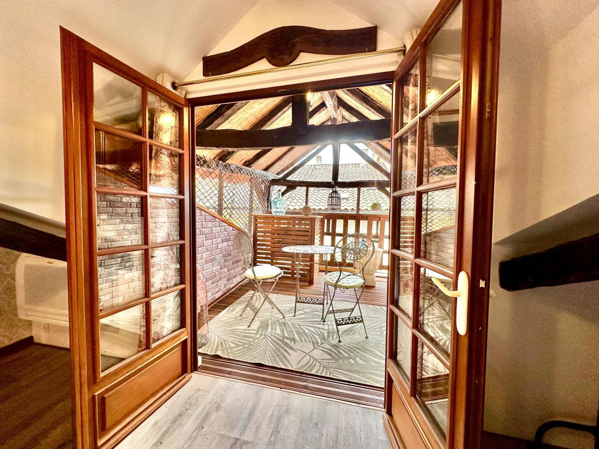 Le Colombier De Cyrano Et Roxane Bed & Breakfast Bergerac Exterior photo